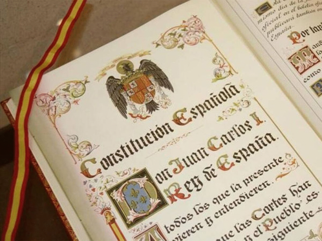 La verdad sobre la bandera con el águila: desmontando el mito de la “preconstitucional”