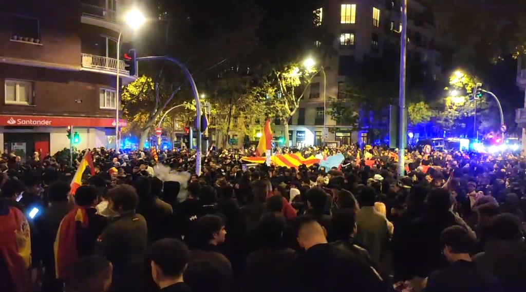 1.064 días sin faltar a la cita: Ferraz mantiene viva su protesta diaria